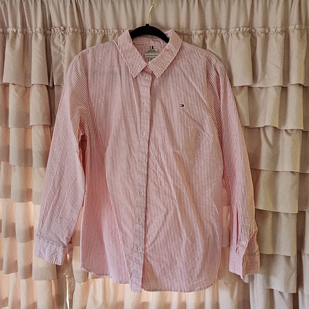 Tommy Hilfiger Women's Pink Striped Classic Fit Button-Down Shirt